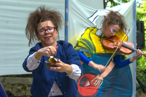 Suzie - Fut Fut Collectif