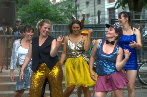 Mets des paillettes dans ta rue - Le CLAC
